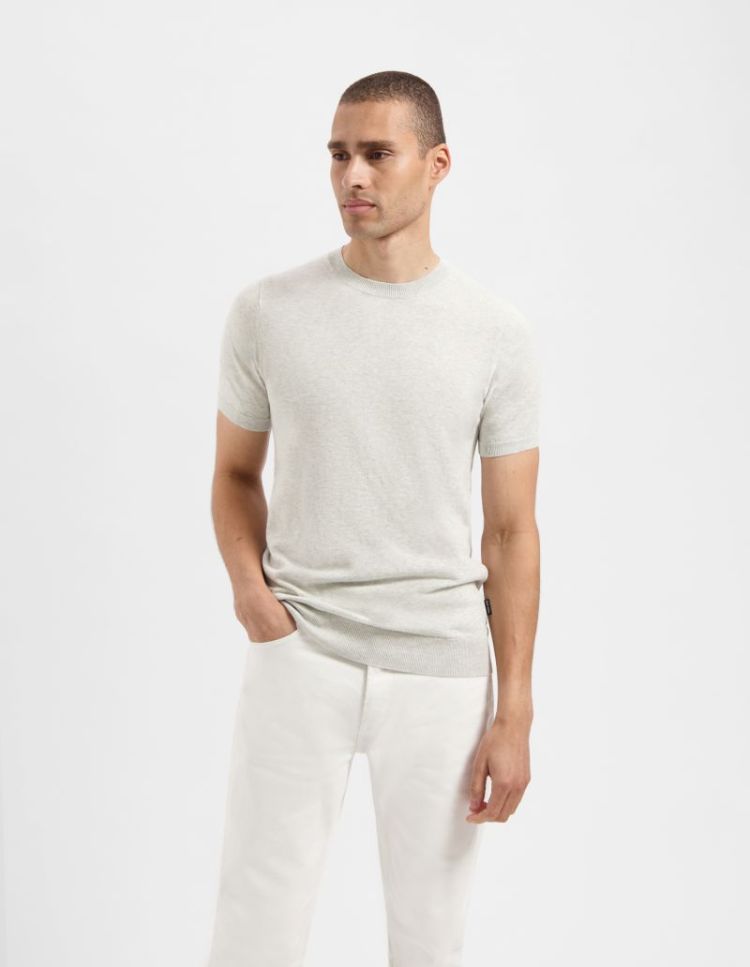  white melange