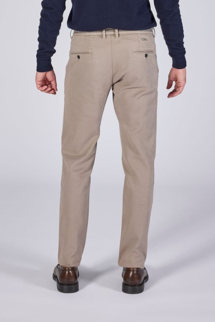 211 taupe