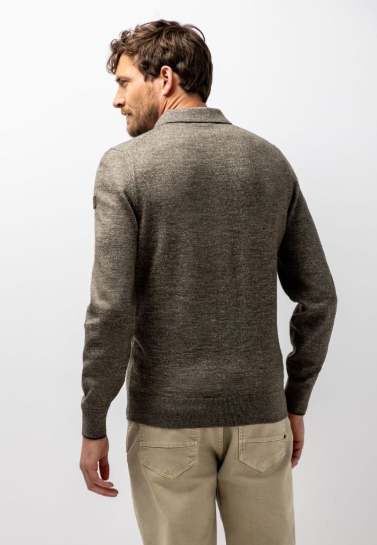  8919 donkerbrui